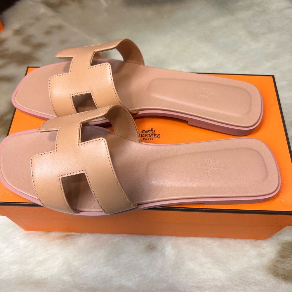 Hermes beige albino oran sandals
